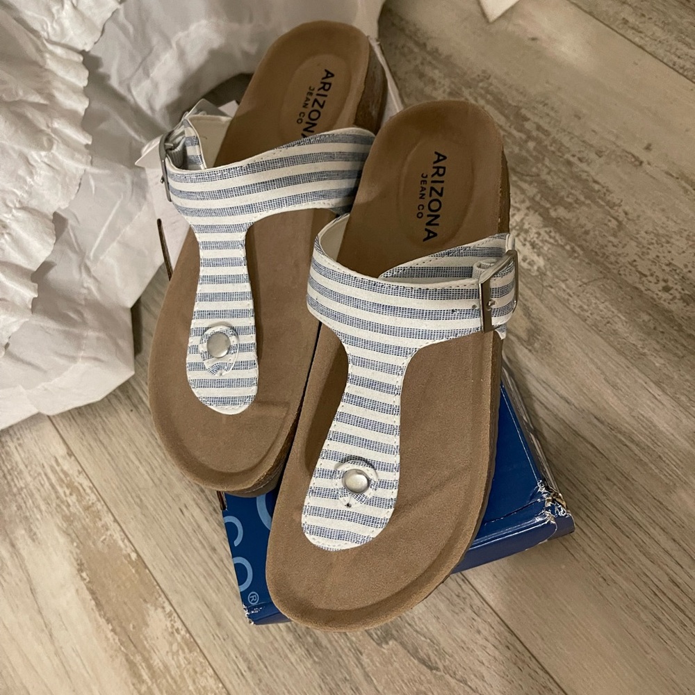 Arizona Fable sandals - Picture 2 of 3